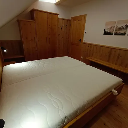 Brandnerhuette Tauplitzalm באד מיטרנדורף